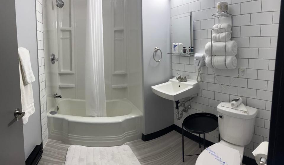 Acadian Hotel Стівенвілл Екстер'єр фото